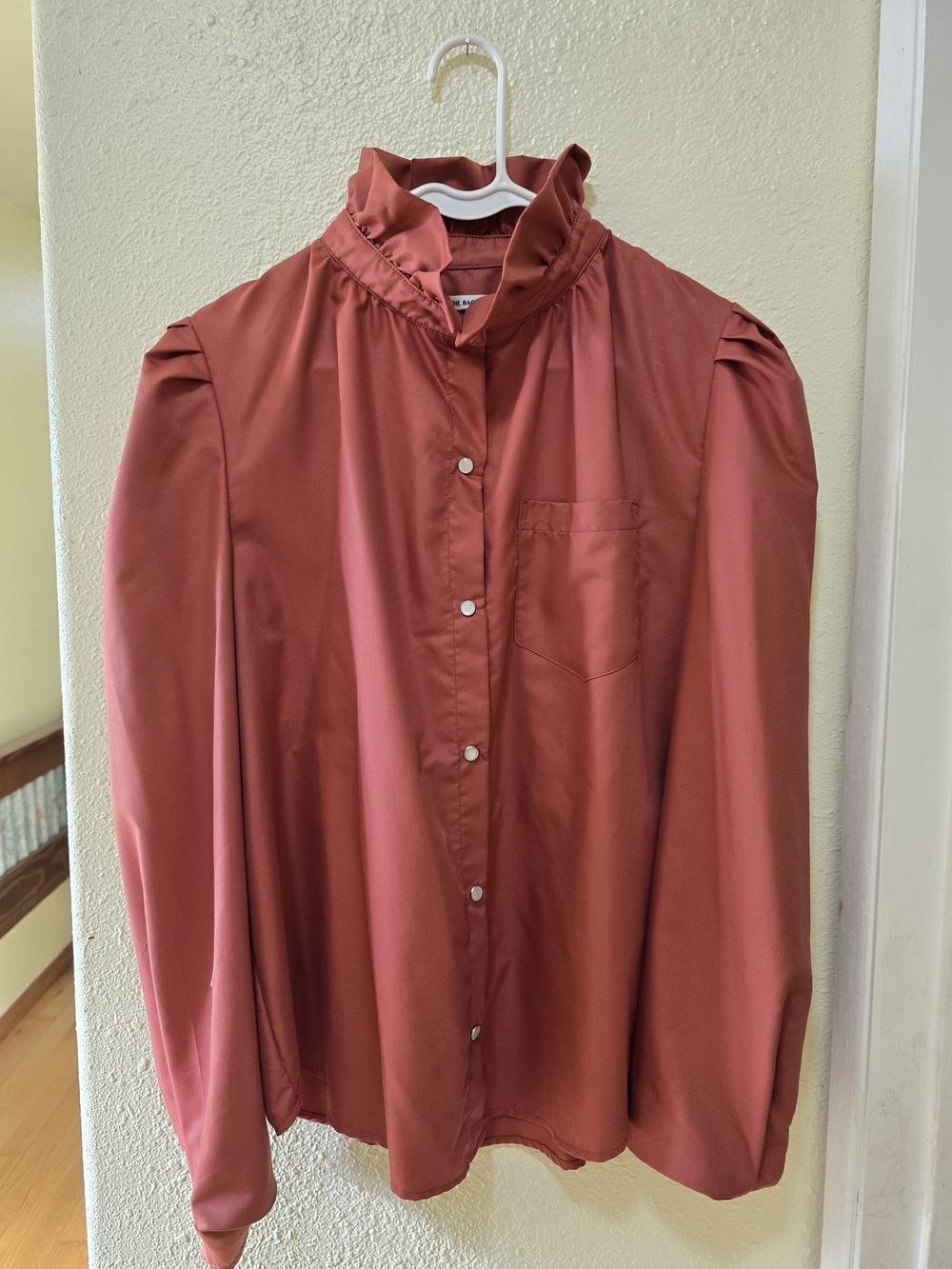 Back Forty Women's Long-Sleeve Ruffle Collar Shirt in Clay